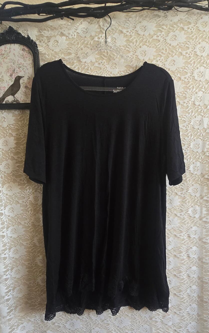 "Super Soft" knit tunic - t-shirt dress - floral lace hem - layering - alt